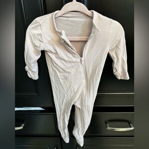 Kyte baby 0-3 month footed onsie
